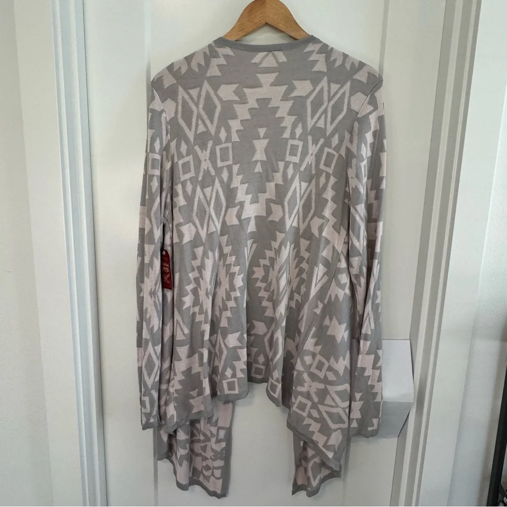 Faded  Glory  Women’s  XXL  Gray  Geometric  Knit  Cardigan  Sweater  Neutral  M